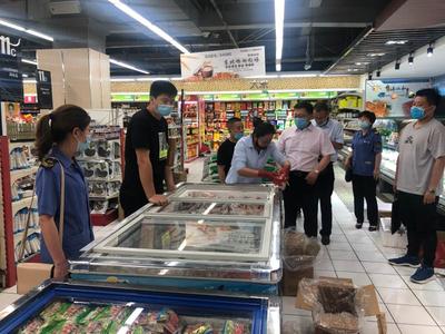 六師五家渠市市場監督管理局開展食品安全與煙草制品零售專項檢查